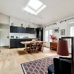 Stunning Parisian 1Br Flat 5 Min From Montmartre